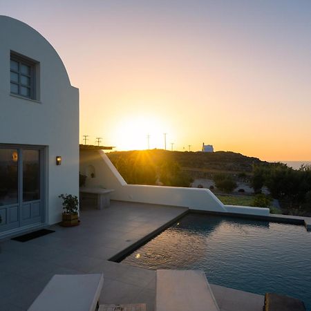 Saint John Oia-Exclusive Private Heated Pool Villas Esterno foto